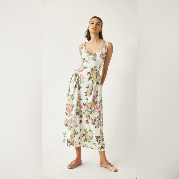 Tach Shisha Linen Floral Maxi Dress - Picture 2 of 8